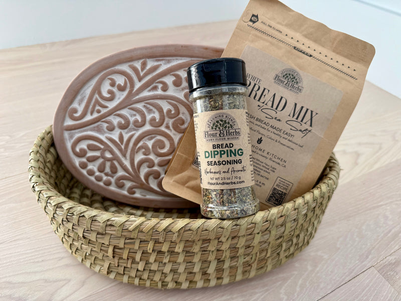 The Sunday Table: Bread Warmer, Artisan Bread & Dipping Spices