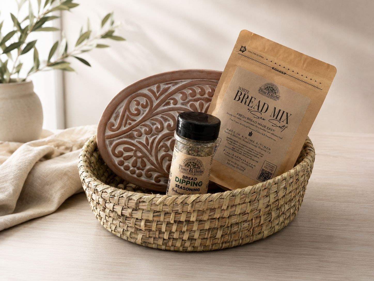 The Sunday Table: Bread Warmer, Artisan Bread & Dipping Spices